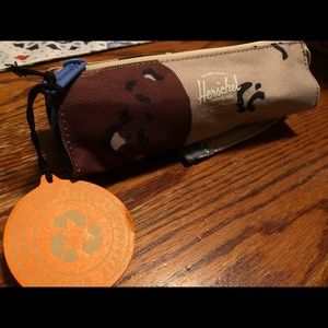 Herschel Supply Co Repurp Pouch